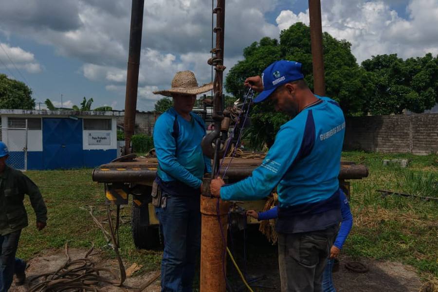 En atención a 15.000 familias rehabilitan pozo #7 en Táchira