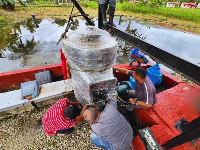 Gobierno Bolivariano asegura suministro de agua potable a más de 13 mil familias del municipio Bolívar