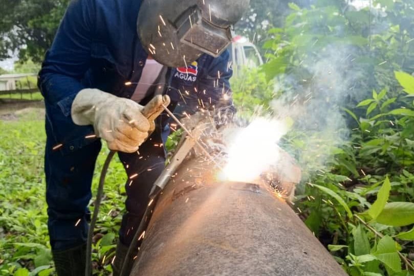40.000 familias son atendidas con reparación de avería en aducción de 30 pulgadas en Yaracuy