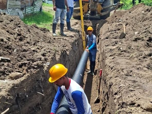 Inicia construcción de red para aguas servidas en atención a 170 familias en Yaracuy