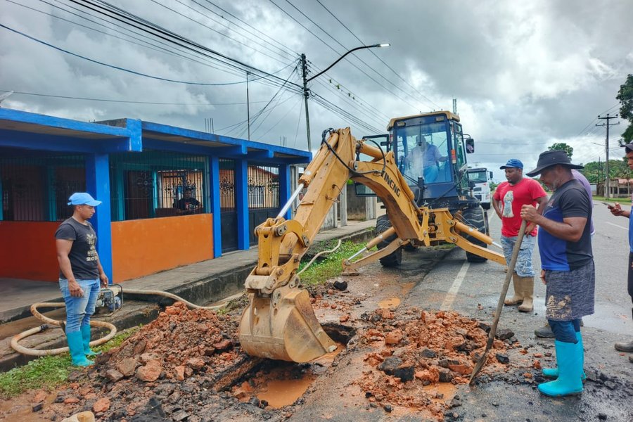 MinAguas restablece suministro de agua tras la reparación mayor en la Troncal 15 de Tucupita