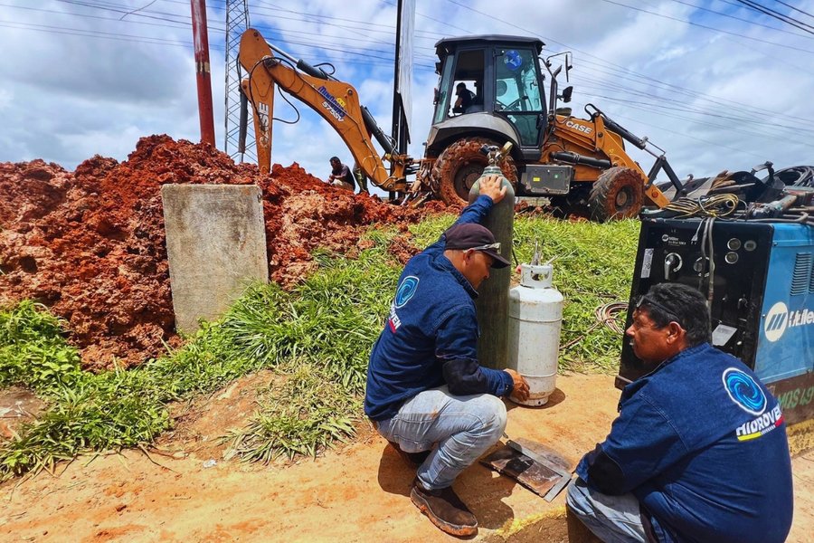 Hidroven repara avería en acueducto de 48 pulgadas de la avenida Bella Vista de Maturín