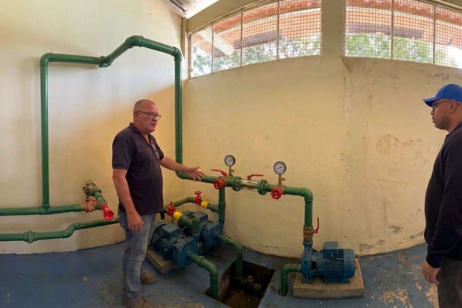 Gobierno Nacional garantiza suministro de agua en centros educativos habilitados como refugios en Miranda