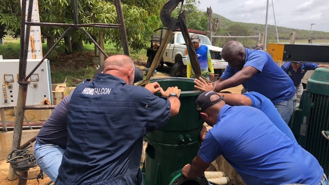 Gobierno Bolivariano ejecuta instalación de motor y bomba en planta Mapará de Falcón