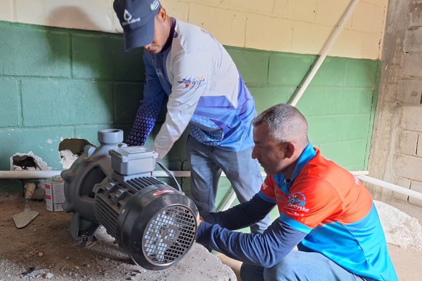 Gobierno Bolivariano rehabilita pozo profundo en el municipio Caroní