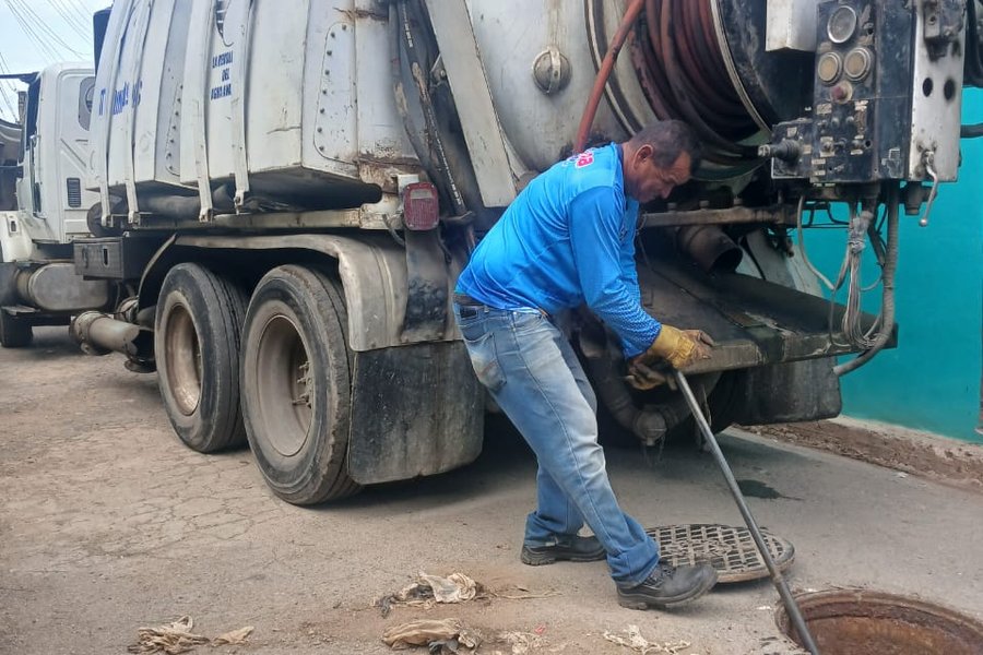 Más de 3.000 familias atendidas con mantenimiento integral del sistema de aguas servidas en el estado Sucre