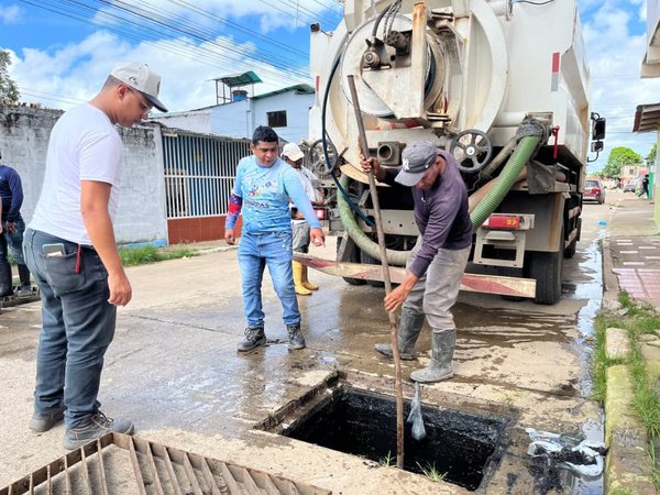 Gobierno Bolivariano despliega Plan de Saneamiento Integral atendiendo a 2.000 familias en Apure