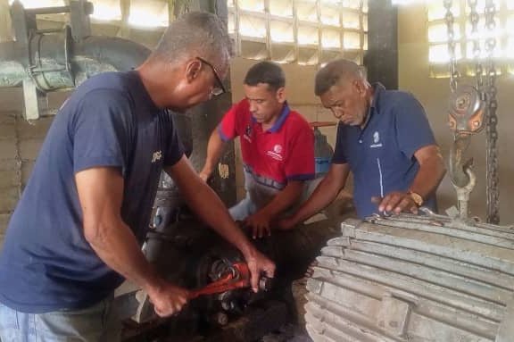 Reparada avería en tubería de 20 pulgadas en el sector La Silsa del estado Miranda