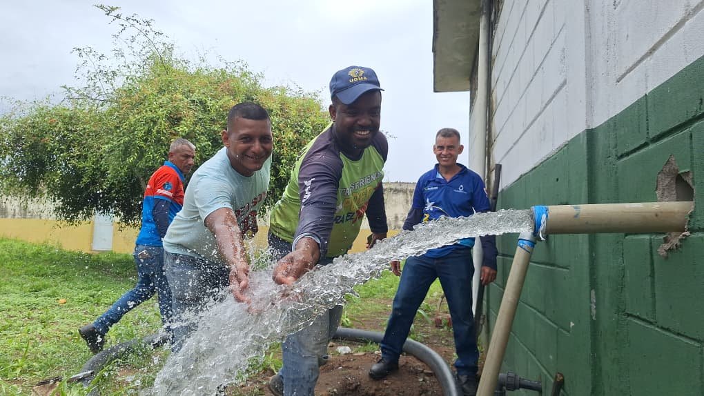 Gobierno Bolivariano rehabilita pozo profundo en el municipio Caroní