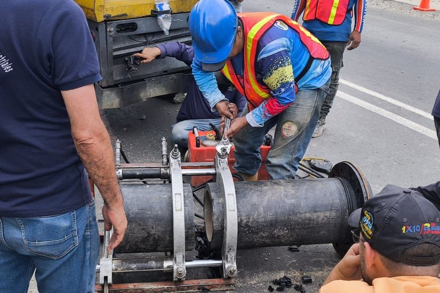 Hidroven repara avería en tubería de 12 pulgadas en el sector Las Gonzáles de Mérida