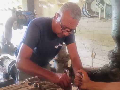 Reparada avería en tubería de 20 pulgadas en el sector La Silsa del estado Miranda