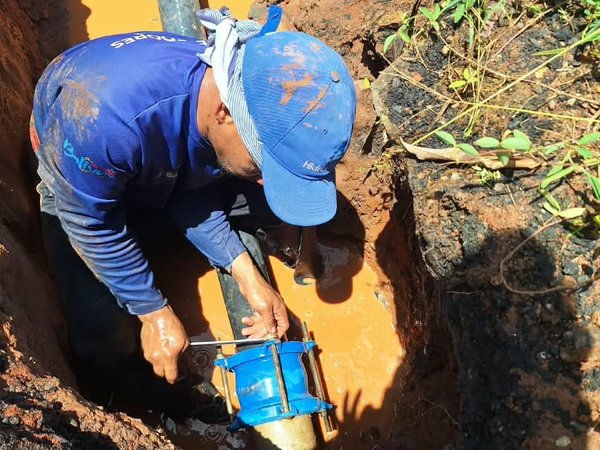 Gobierno Bolivariano atiende a familias bolivarenses tras reparación de averías de agua en Ciudad Bolívar