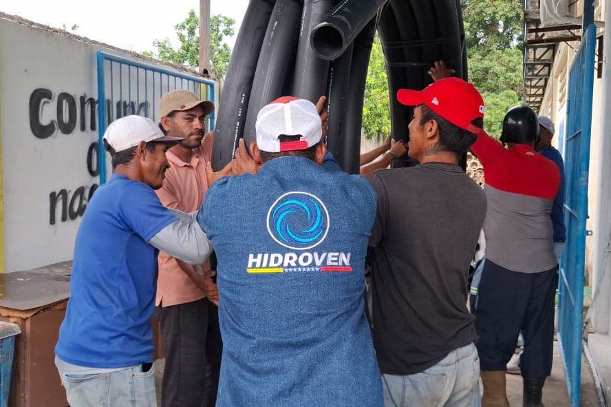 MinAguas dota de equipos para rehabilitar acueductos en el municipio Bolívar de Yaracuy‎