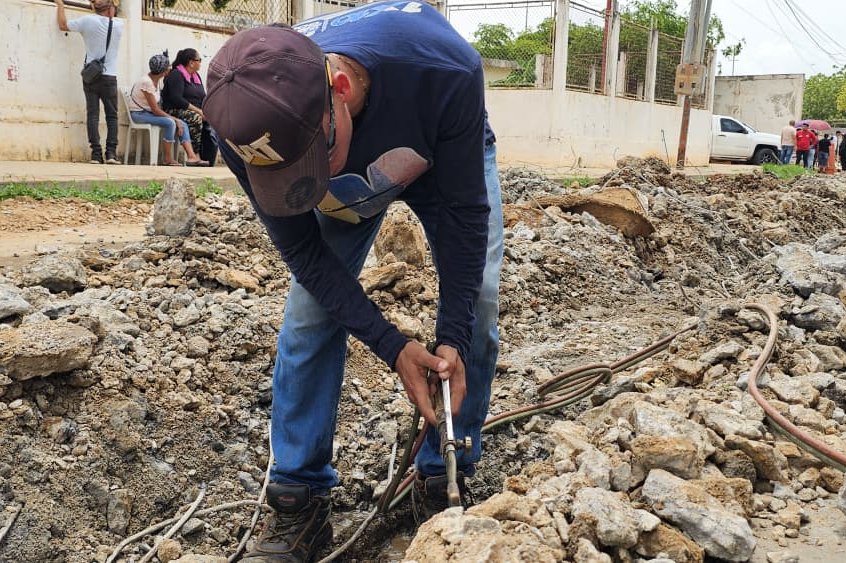Hidroven optimiza red aguas servidas en Zulia