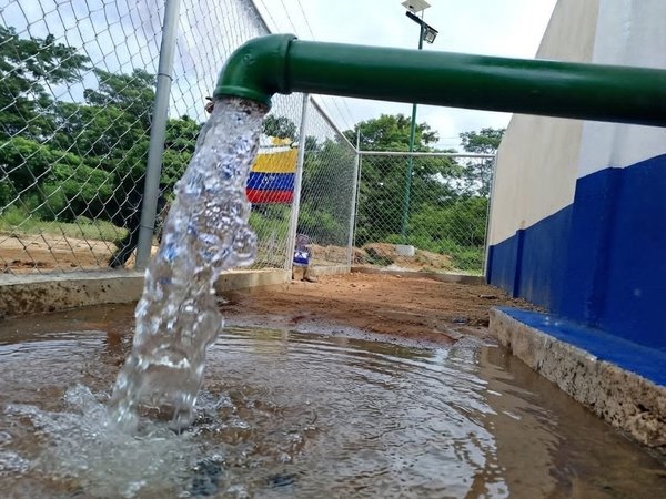 Hidroven fortalece el acceso al agua potable en comunidades indígenas de Atures en el estado Amazonas