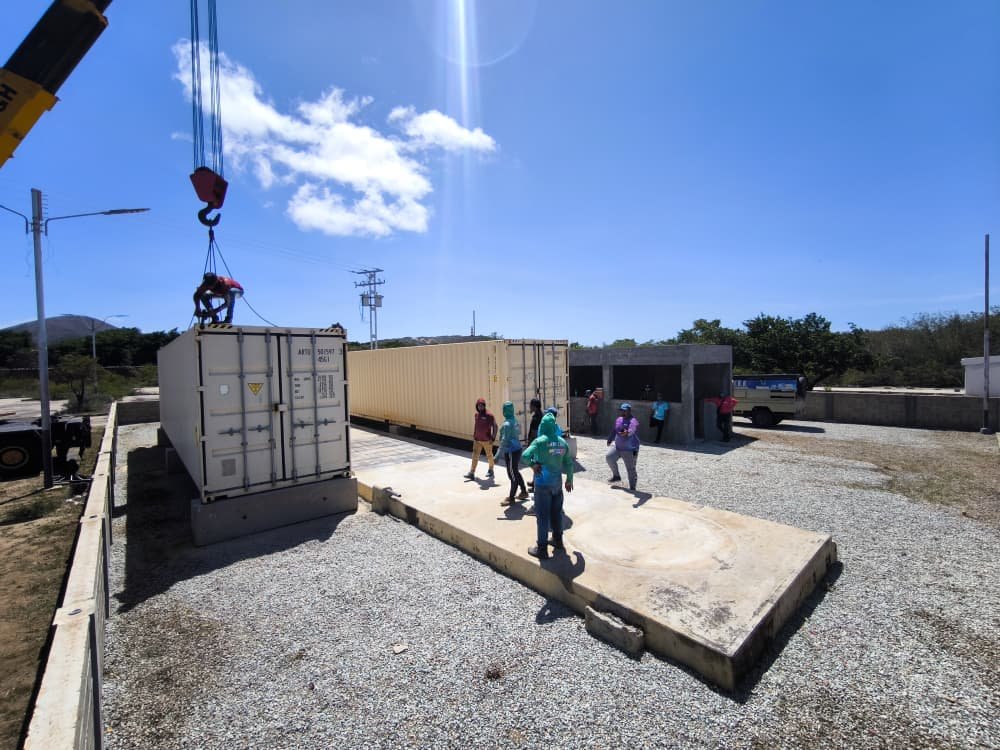 MinAguas inicia instalación de plantas desalinizadoras en Puerto Cruz para atender a 1.500 familias de Nueva Esparta