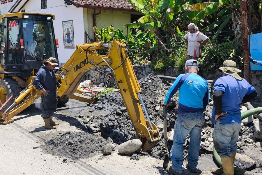 Mérida | Hidroven repara red de aguas servidas en el Playón Alto