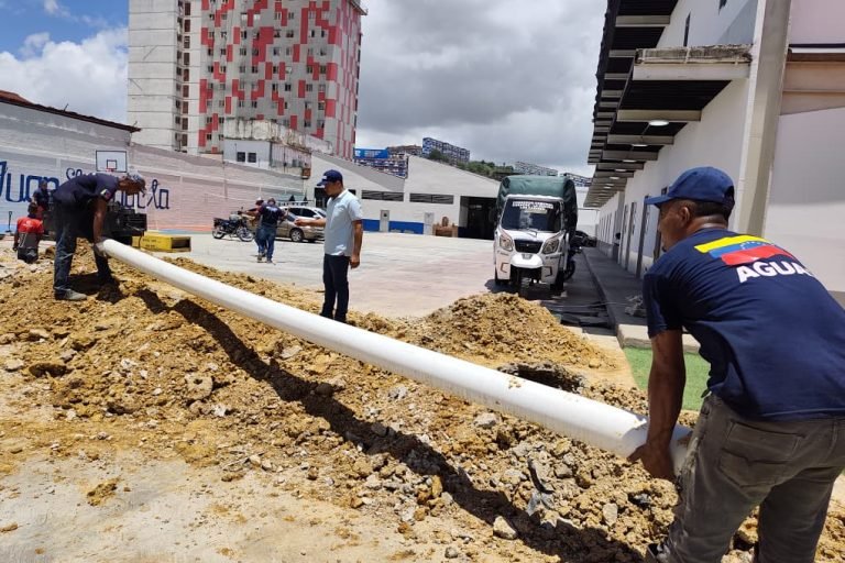 Hidroven optimiza red de aguas servidas en Campamento Transitorio de Catia