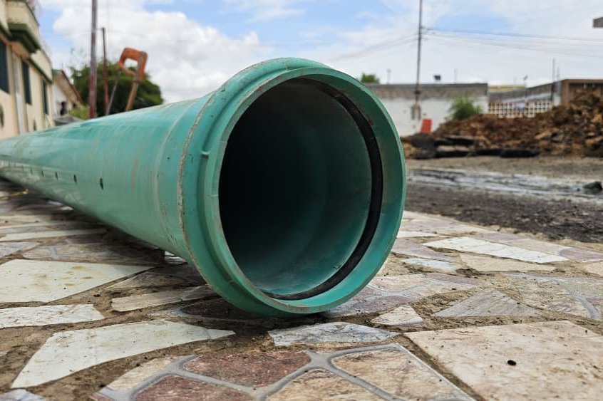 MinAguas optimiza red de aguas servidas en Maracaibo con la sustitución de 240 metros de colector