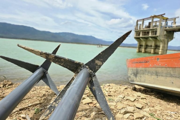 Gobierno Bolivariano culmina reparaciones en embalse El Isiro de Falcón