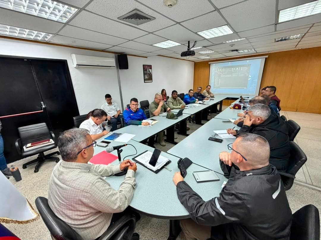 A dos meses del sismo: Más de 185 averías de agua potable atendidas y 100% operativo el sistema de saneamiento en La Guaira