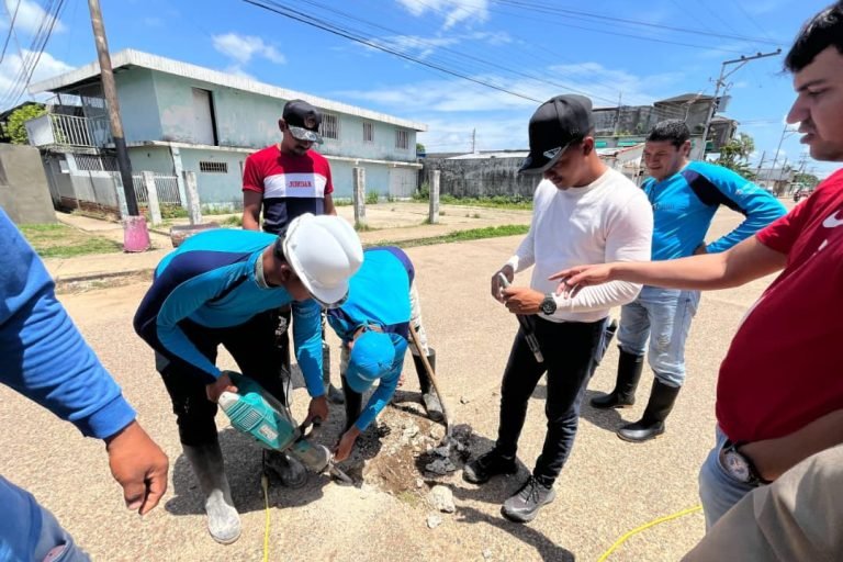 Avanza proyecto de agua potable en José Félix Ribas en Apure