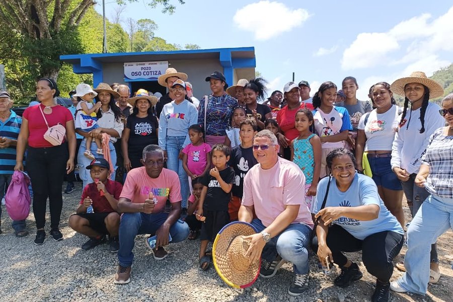 Inauguran pozo de agua profunda en sector Oso Cotiza