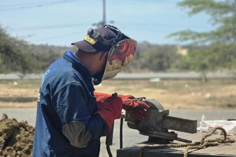 Garantizan agua potable a más de 2.900 familias en Falcón