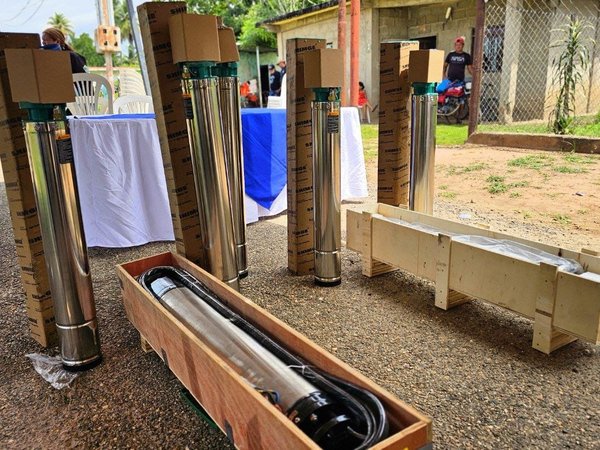 MinAguas entregó equipos para rehabilitación de 6 pozos en Zulia