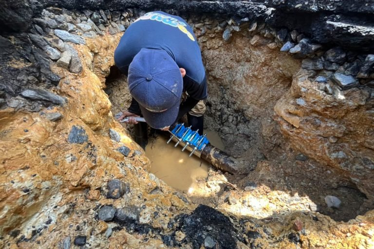 Sustituyen 20 metros de colector en el sector Osma del estado Miranda