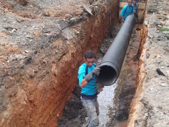 Sustituyen 78 metros de colector en el sector La Mora en Yaracuy