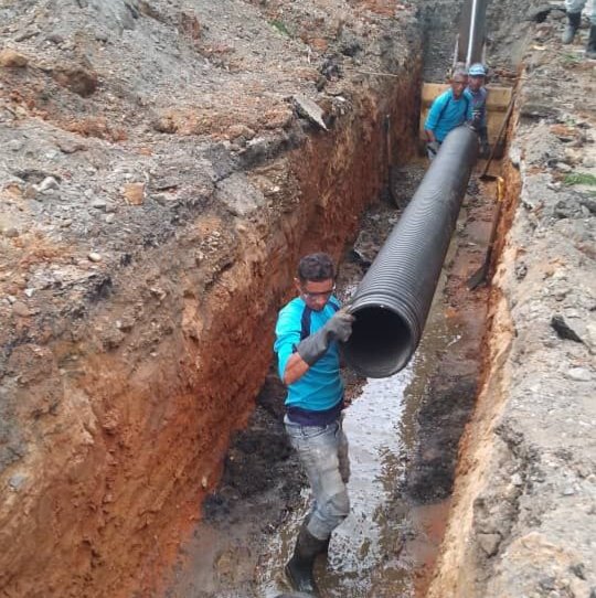 Sustituyen 78 metros de colector en el sector La Mora en Yaracuy