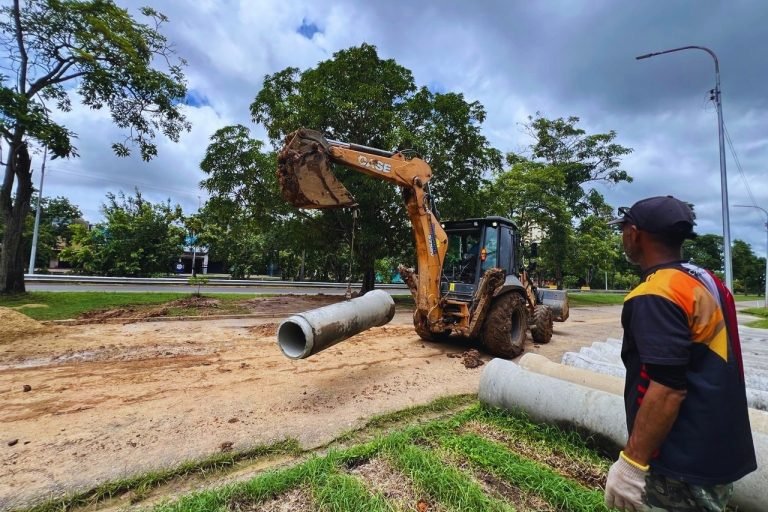 Hidroven sustituye 36 metros de colector de aguas servidas en la avenida Orinoco de Maturín