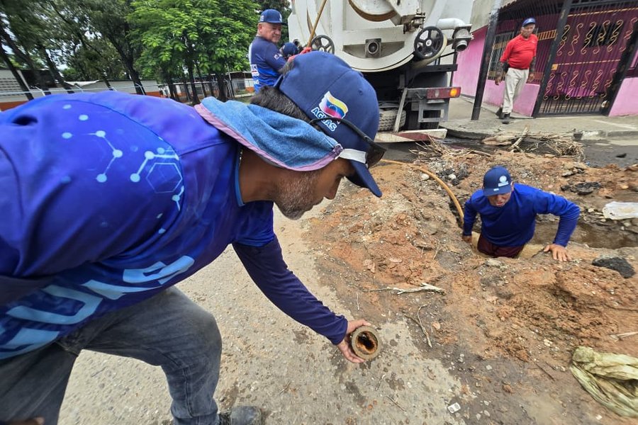 Gobierno nacional optimiza red de agua potable en la parroquia Corazón de Jesús tras Consulta Popular