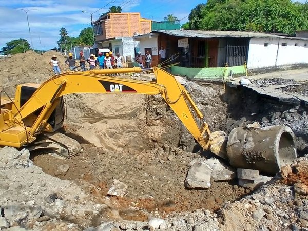 ‎Avanza sustitución de colector de 42 pulgadas para aguas servidas en la Perimetral Sur en Yaracuy