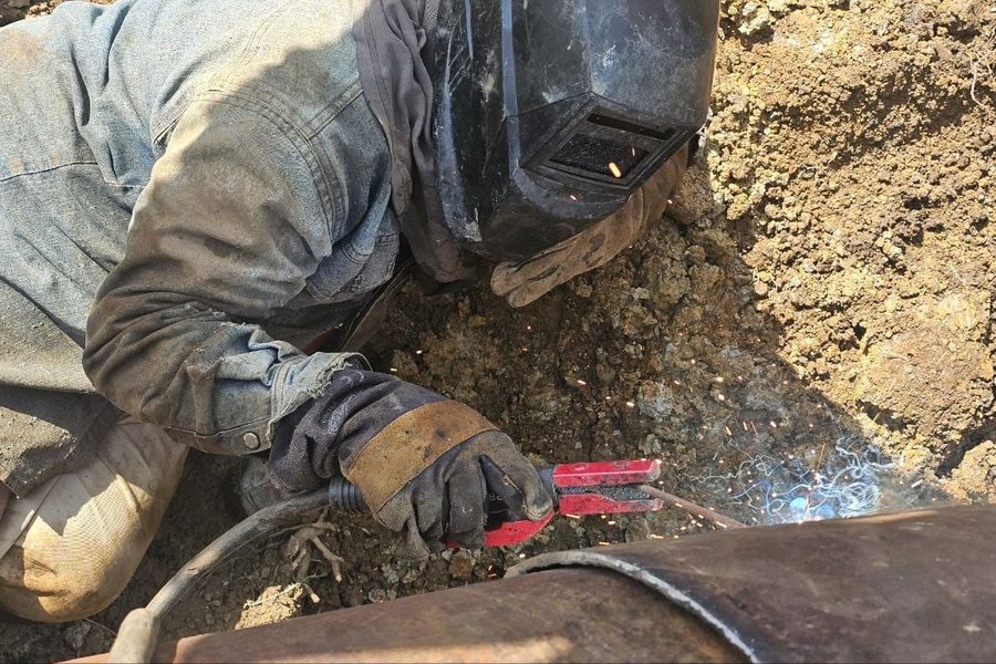 MinAguas realiza mantenimiento correctivo en tubería de agua potable en Zulia