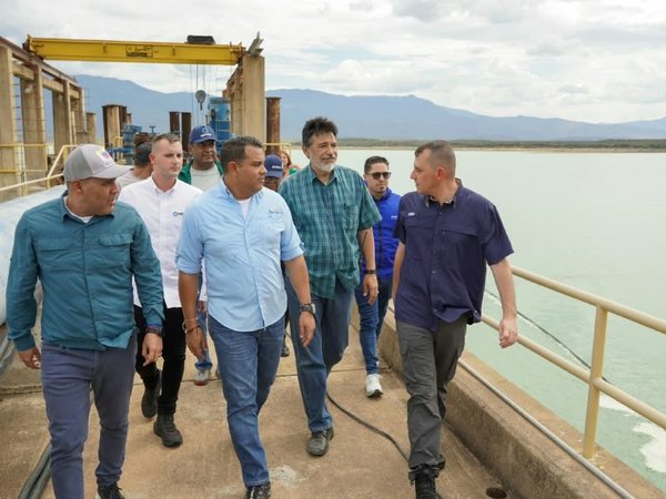 Ministro Carlos Mast revisa Plan de Fortalecimiento Hídrico en los 5 ejes del estado Falcón