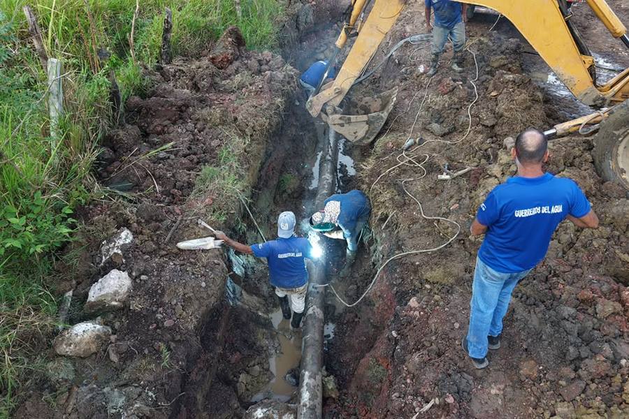 Instalan de 30 metros de tubería en atención a 1.500 familias del estado Táchira