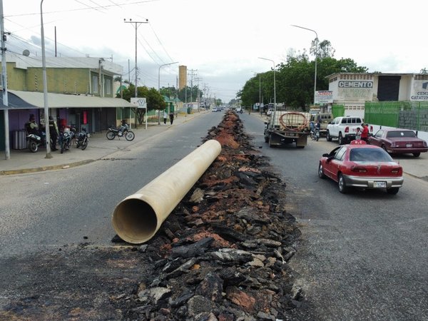 Hidroven sustituye 300 metros de colector en Zulia