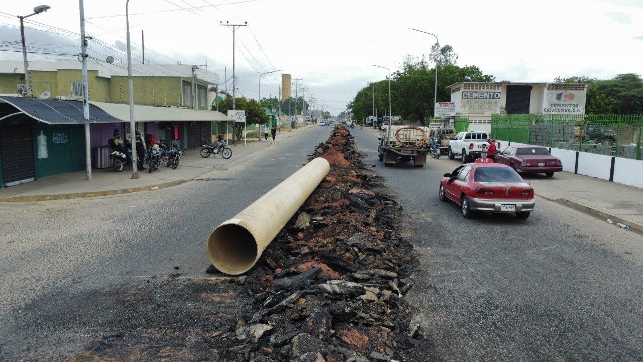 Hidroven sustituye 300 metros de colector en Zulia