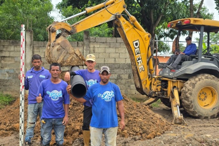 Gobierno Nacional ejecuta construcción de colector de 8 pulgadas en Villa de Sión para atender a 133 familias
