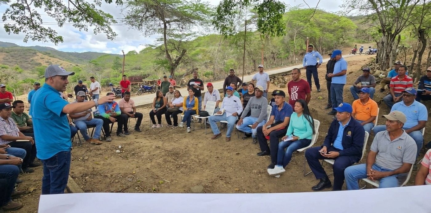 MinAguas realiza encuentro comunitario en Falcón