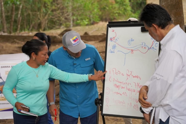 MinAguas realiza encuentro comunitario en Falcón