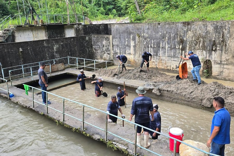 Hidroven realiza mantenimiento en el dique Cañabrava del estado Mérida