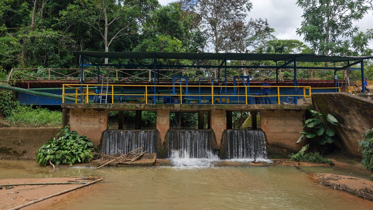 Gobierno Bolivariano rehabilita estación de bombeo en Caño Lindo para atender a 4.000 familias en Táchira
