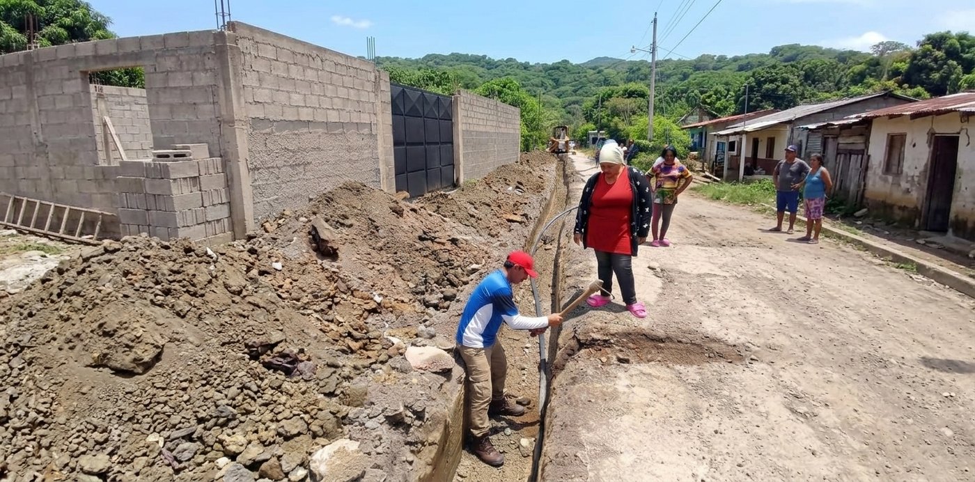 Inician proyecto de 500 metros de tubería para agua potable en atención a 69 familias en Yaracuy