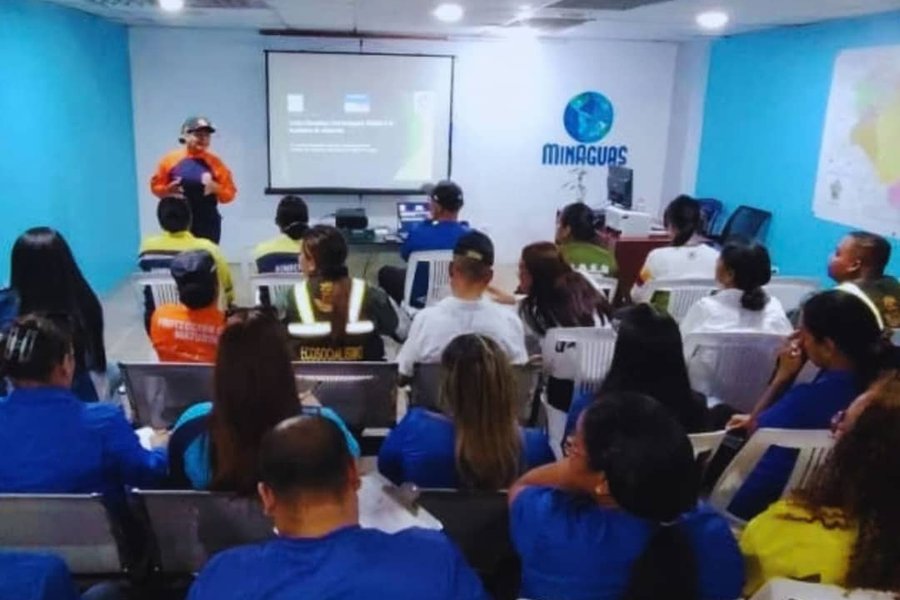 La Fuerza Trabajadora de Hidroven en Monagas recibe charla sobre la crisis climática