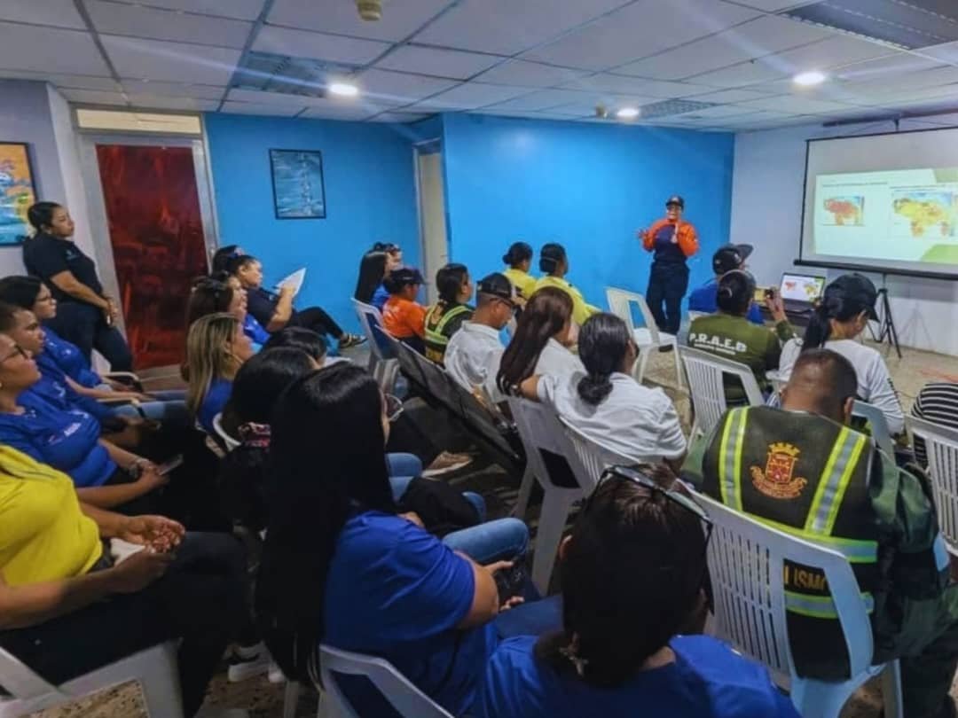 La Fuerza Trabajadora de Hidroven en Monagas recibe charla sobre la crisis climática