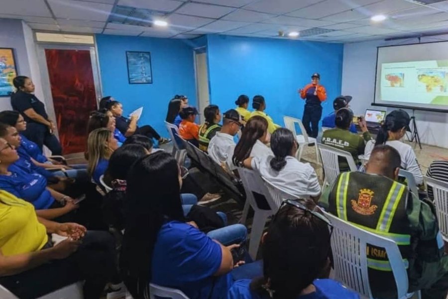 La Fuerza Trabajadora de Hidroven en Monagas recibe charla sobre la crisis climática
