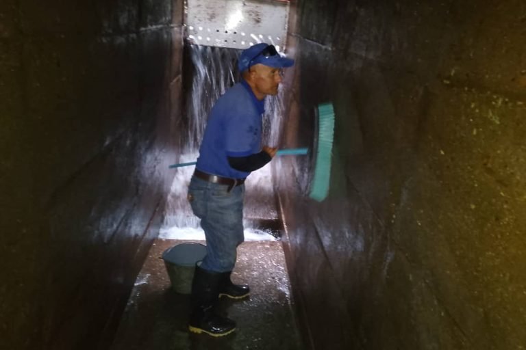 Hidroven ejecuta limpieza del acueducto de Tabay para atender a 425 familias en Mérida